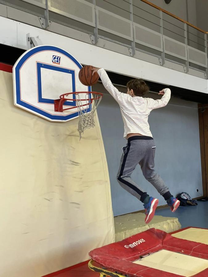 320767556_866050194636007_657667619469310853_n