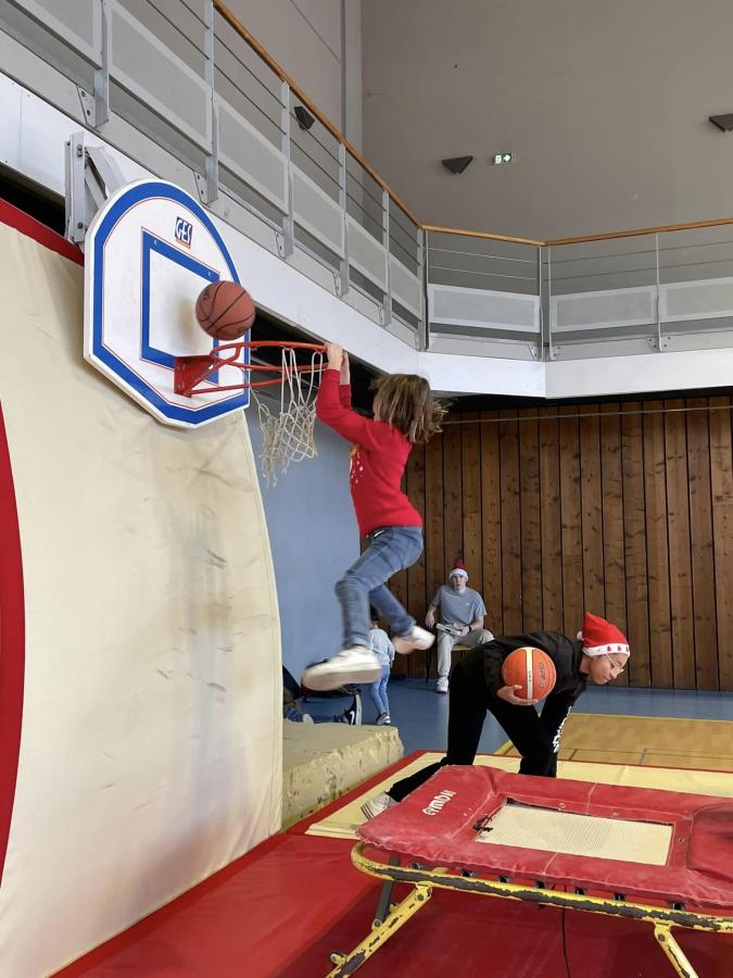 320772985_910476723447230_2492257357511593869_n